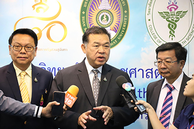สวนสุนันทา จับมือกรมแพทย์แผนไทย เดินหน้าหลักสูตรกัญชาเวชศาสตร์แห่งแรกเพื่อผลประโยชน์ทางการแพทย์พร้อมเดินหน้าเปิดสอนปลายปีนี้ สวนสุนันทา จับมือกรมแพทย์แผนไทย เดินหน้าหลักสูตรกัญชาเวชศาสตร์แห่งแรกเพื่อผลประโยชน์ทางการแพทย์พร้อมเดินหน้าเปิดสอนปลายปีนี้
