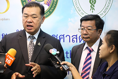 สวนสุนันทา จับมือกรมแพทย์แผนไทย เดินหน้าหลักสูตรกัญชาเวชศาสตร์แห่งแรกเพื่อผลประโยชน์ทางการแพทย์พร้อมเดินหน้าเปิดสอนปลายปีนี้ สวนสุนันทา จับมือกรมแพทย์แผนไทย เดินหน้าหลักสูตรกัญชาเวชศาสตร์แห่งแรกเพื่อผลประโยชน์ทางการแพทย์พร้อมเดินหน้าเปิดสอนปลายปีนี้
